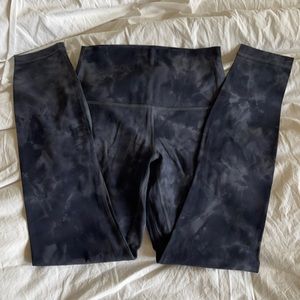 Lululemon Align HR 25”